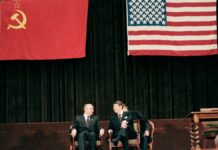 Sejarah Perang Dingin: Latar Belakang Perang Dingin & Dampaknya Penyebab Berakhirnya Perang Dingin