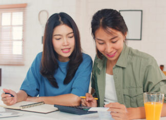 Rekap Penjualan Bikin Pusing? Ini 10+ Aplikasi Mencetak Struk Online Gratis yang Bakal Membantu Kamu!! Aplikasi mencetak struk belanja online