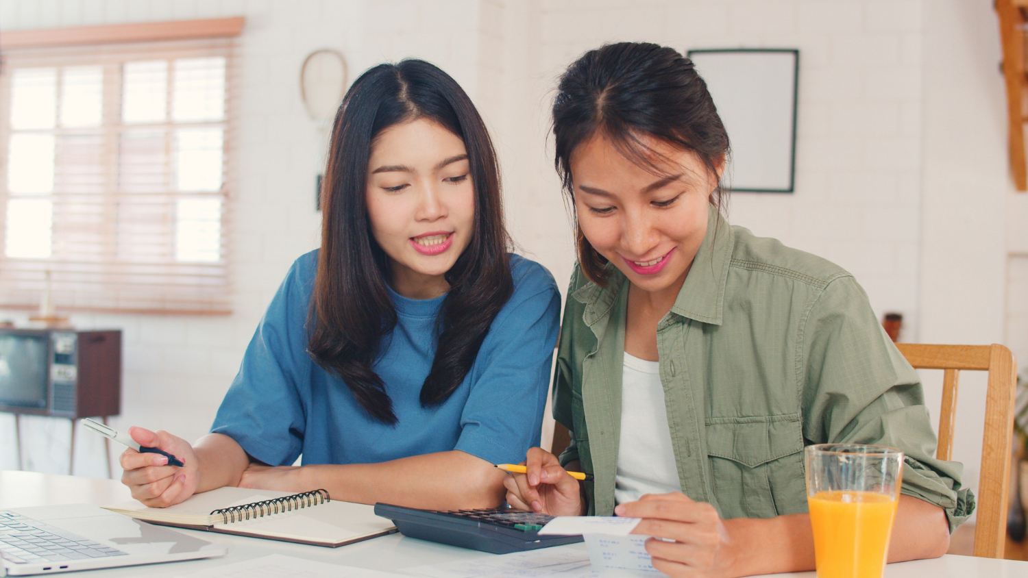 Rekap Penjualan Bikin Pusing? Ini 10+ Aplikasi Mencetak Struk Online Gratis yang Bakal Membantu Kamu!! Aplikasi mencetak struk belanja online