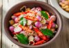 Resep Sambal Matah Khas Bali yang Segar dan Gampang Banget Resep Sambal Matah segar dengan rempah-rempah khas, seperti cabai merah, serai, dan daun jeruk, menambah aroma masakan Indonesia.