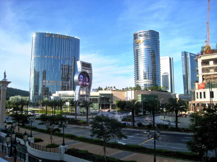 Bangunan Dengan Biaya Termahal di Dunia - city of dreams macau cina